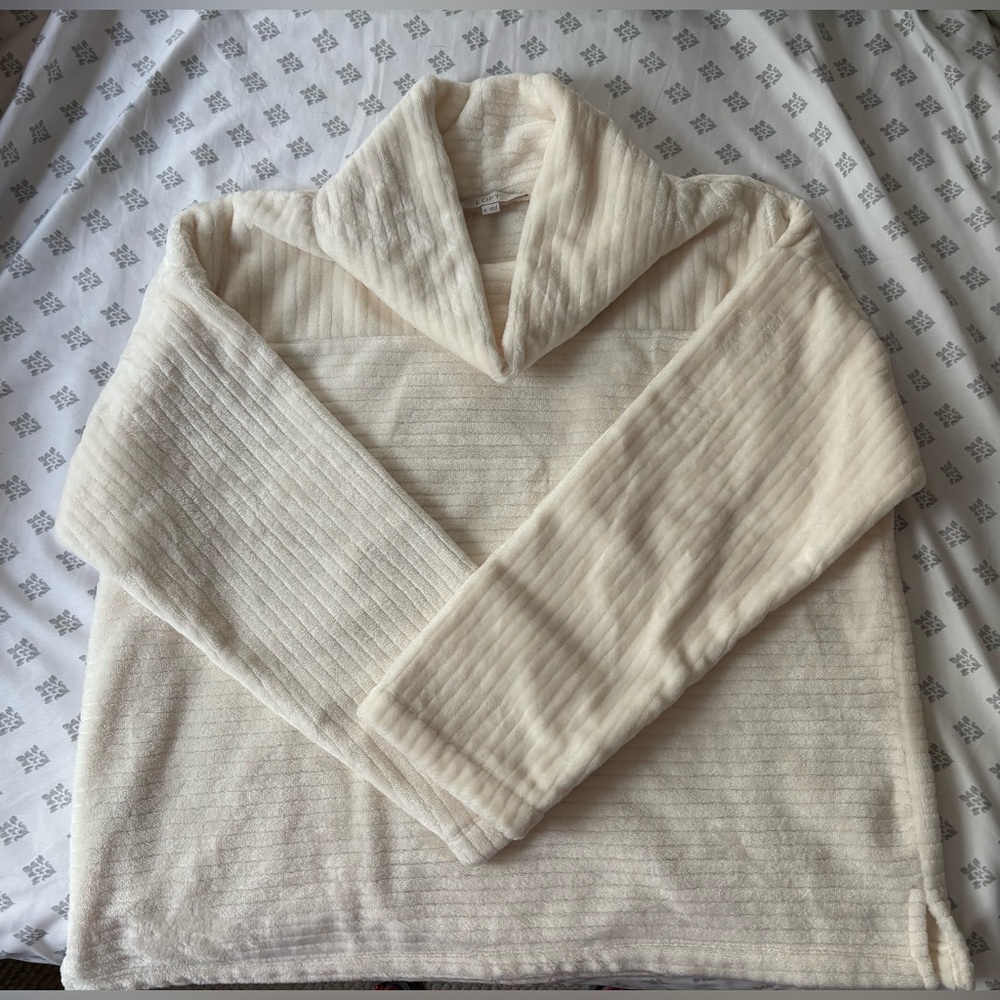 ❄️ LOFT soft fluffy sweatshirt - Picture 3 of 8